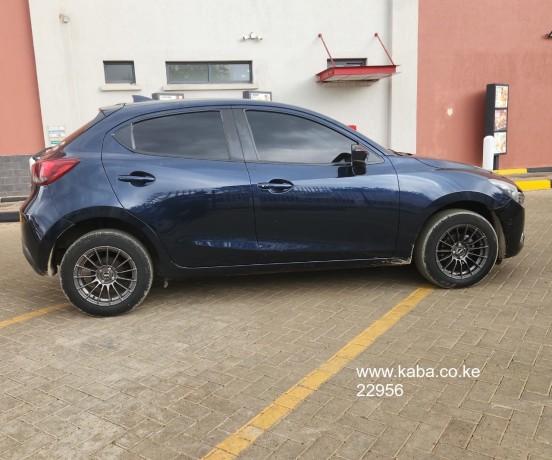 2017-mazda-demio-for-sale-big-3