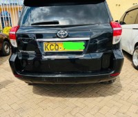 clean-well-maintained-toyota-vanguard-up-for-sale-small-1