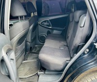 clean-well-maintained-toyota-vanguard-up-for-sale-small-5