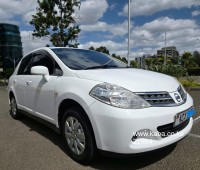 2012-nissan-tiida-small-1
