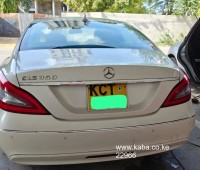 mercedes-cls350-up-for-grabswell-maintained-and-in-great-condition-small-4