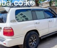 2000-toyota-landcruiser-small-1