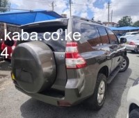 2014-toyota-landcruiser-prado-small-3