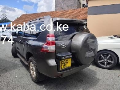 2014-toyota-landcruiser-prado-big-1