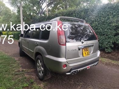 2006-nissan-xtrail-big-0