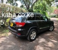 2012-jeep-grand-cherokee-small-2