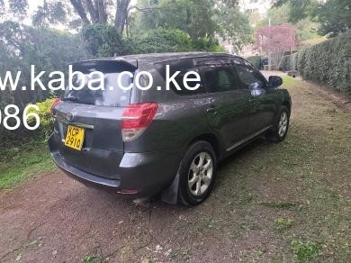 2011-toyota-vanguard-big-2