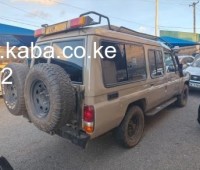 1991-toyota-landcruiser-tours-fj75-small-1