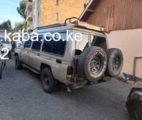 1991-toyota-landcruiser-tours-fj75-small-2