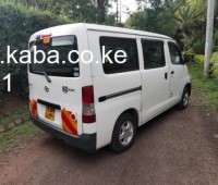 2016-toyota-townace-small-1