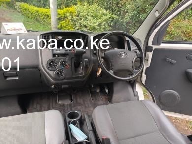 2016-toyota-townace-big-3
