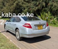 2009-nissan-teana-small-1