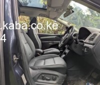 2012-volkswagen-sharan-small-4