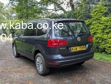 2012-volkswagen-sharan-big-6