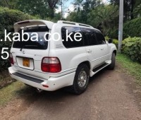 2000-lexus-lx470-v8-small-2