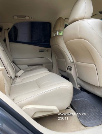 buy-and-drive-lexus-rx-powerful-and-reliable-big-9