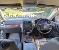 volkswagen-toureg-2005-small-1