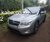 2015-subaru-xv-hybrid-small-0