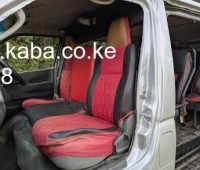 2009-toyota-hiace-small-4