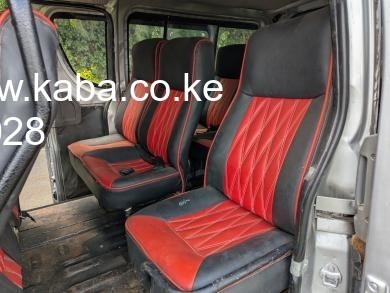 2009-toyota-hiace-big-5