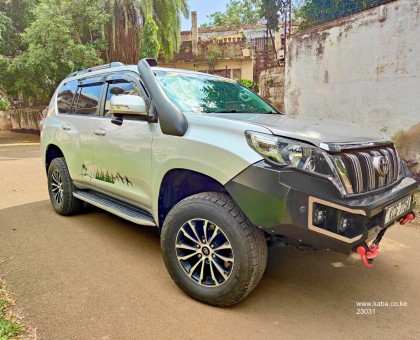 FOR SALE: TOYOTA PRADO |2010 fully loaded beast.