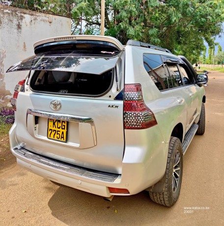 for-sale-toyota-prado-2010-fully-loaded-beast-big-1