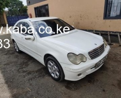 2005 Mercedes Benz C240