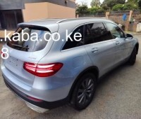 mercedes-benz-glc250-small-5