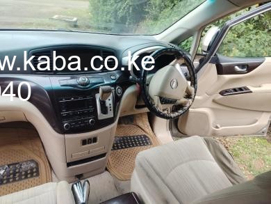 nissan-elgrand-big-2