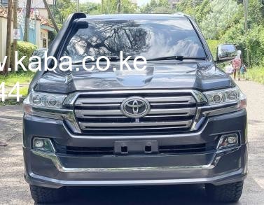 landcruiser-vx-v8-big-2