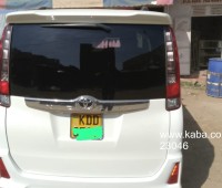 2014-toyota-noah-non-hybrid-for-sale-small-1