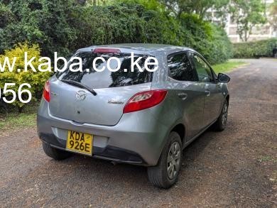 mazda-demio-big-1