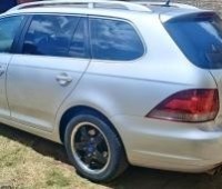2012-volkswagen-golf-variant-tsi-tur-small-1