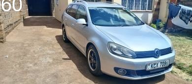 2012-volkswagen-golf-variant-tsi-tur-big-0