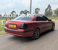mercedes-benz-e240-small-2