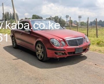 Mercedes Benz E240
