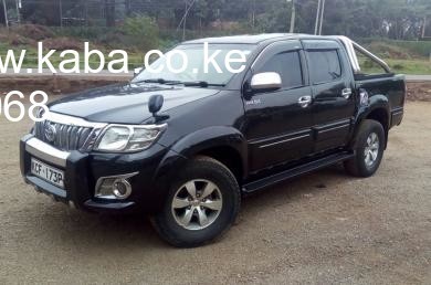 toyota-hilux-vigo-big-2
