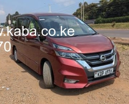 Nissan serena new shape 2000cc