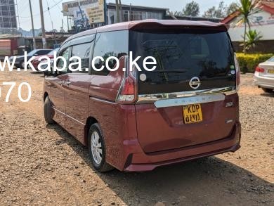 nissan-serena-new-shape-2000cc-big-1
