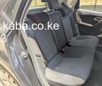 volkswagen-polo-2011-small-4