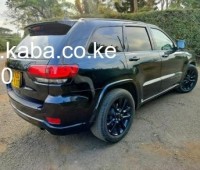 jeep-grand-cherokee-small-1