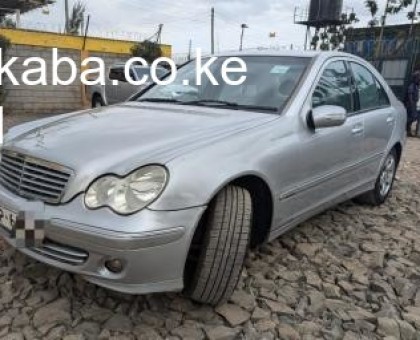 Mercedes Benz C200