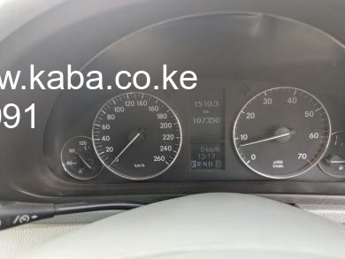 mercedes-benz-c200-big-5