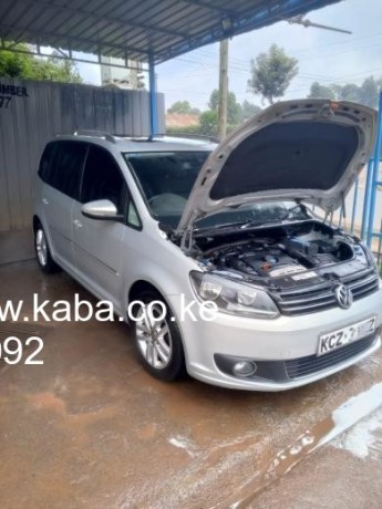 volkswagen-touran-gt-big-2