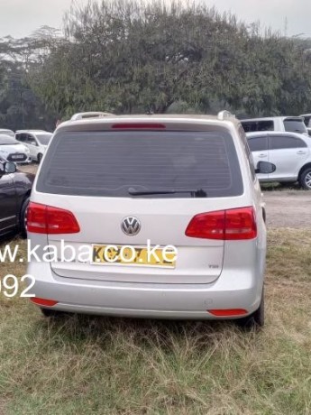volkswagen-touran-gt-big-1