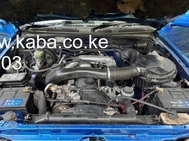 1996-toyota-hilux-surf-big-3