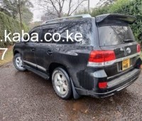 2008-toyota-landcruiser-v8-small-3