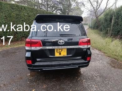 2008-toyota-landcruiser-v8-big-1