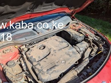 2015-mercedes-benz-cla180-big-9
