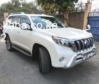 2017-toyota-prado-tx-small-0